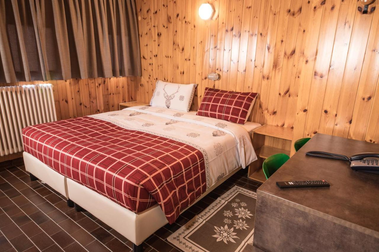 Albergo Quarto Pirovano Стельвіо Пасс Екстер'єр фото