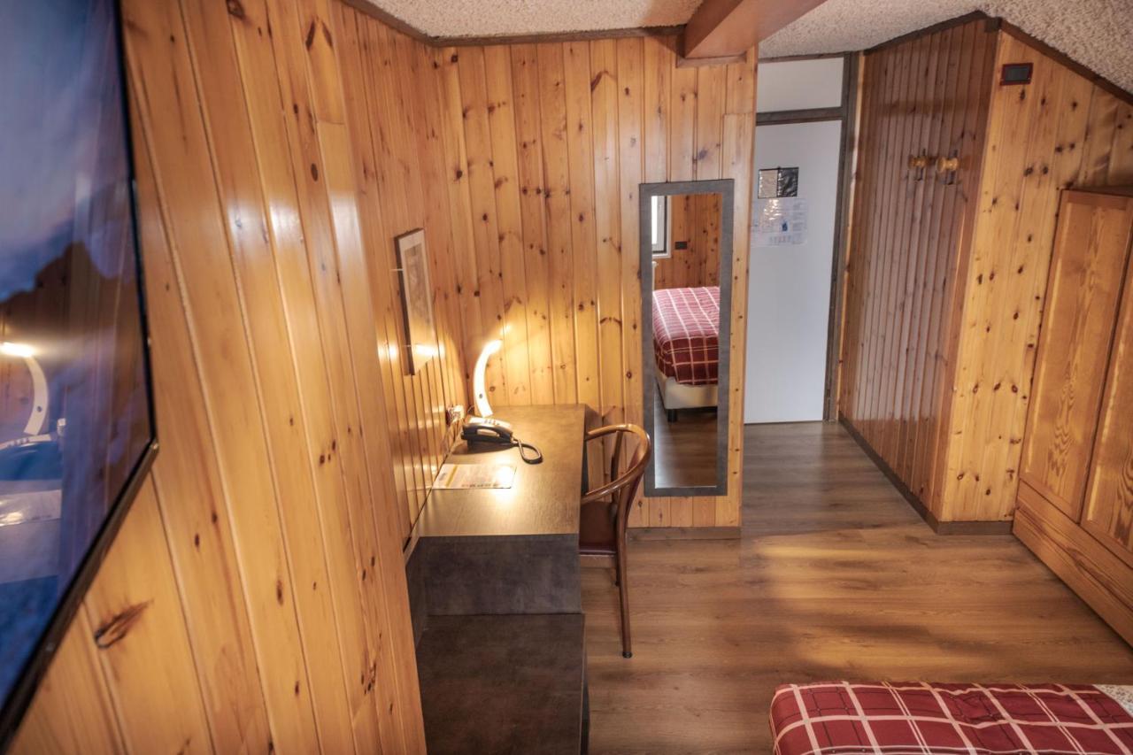 Albergo Quarto Pirovano Стельвіо Пасс Екстер'єр фото